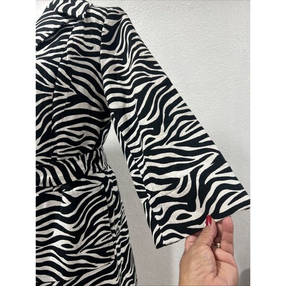 INC Zebra Print Overcoat Button Front Size Medium Side Pockets Belted - Picture 6 of 12